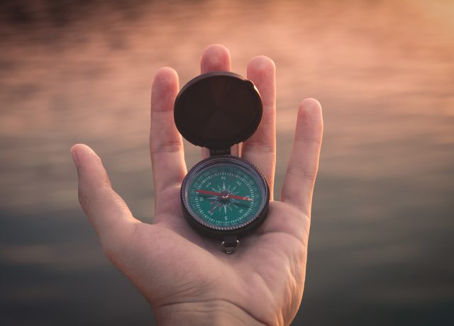 guide_aron-visuals-320023-unsplash